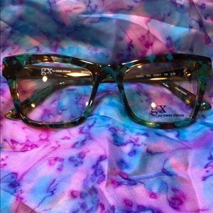 Brand New Eyewear By Gwen Stefani GX040